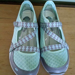 ladies Ryka Casual Shoes